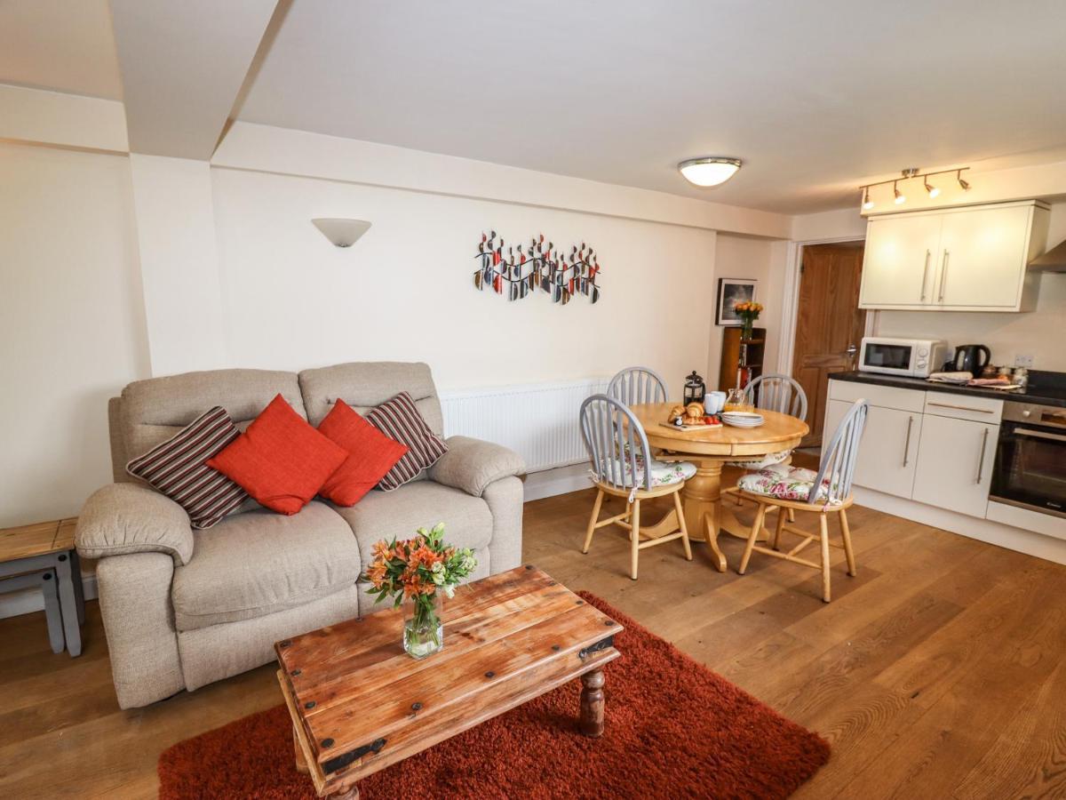 The Garden Apartment Whitby Dış mekan fotoğraf